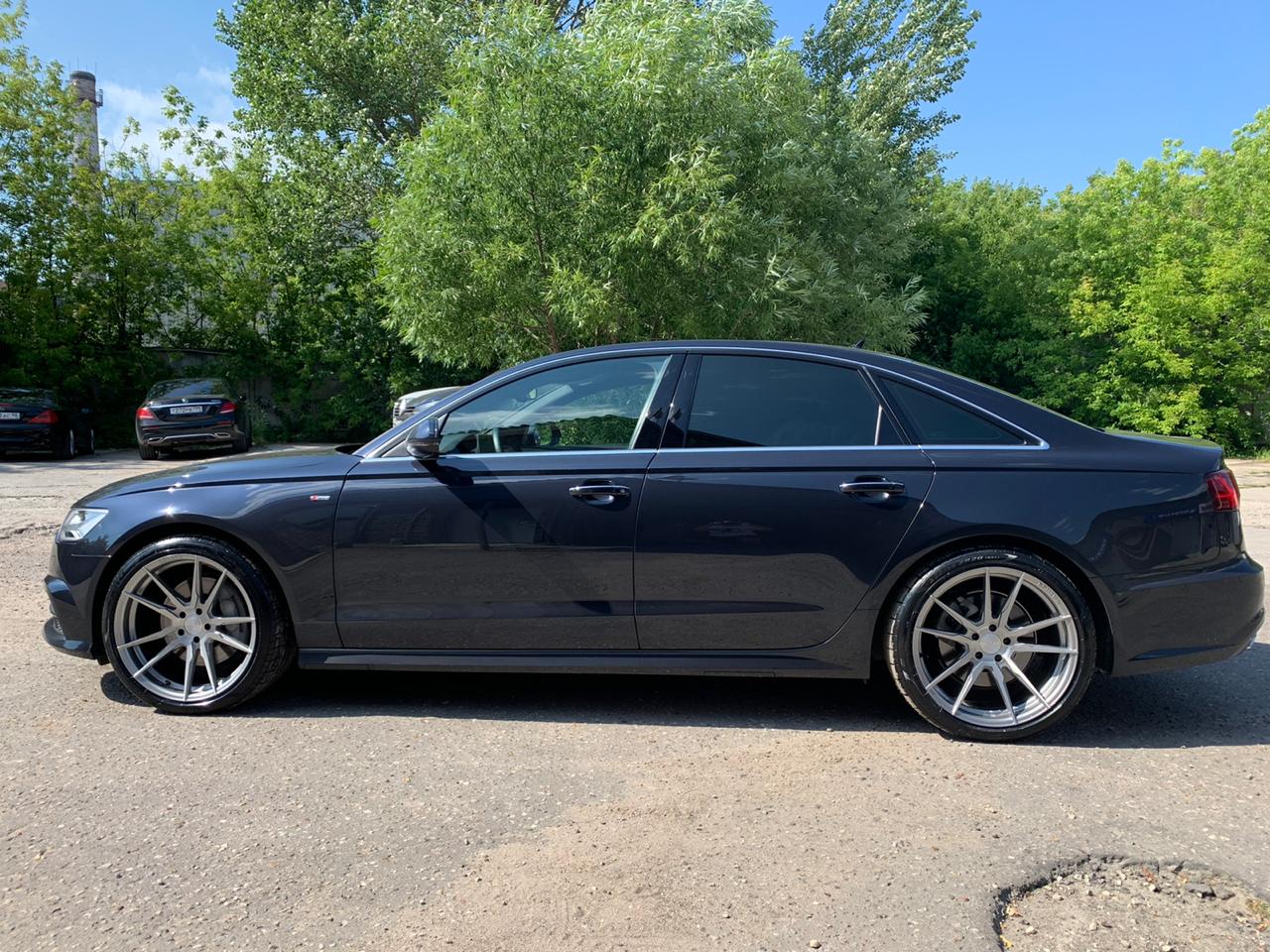Audi A6 на 20" дисках Rohana RFX2 фото 2